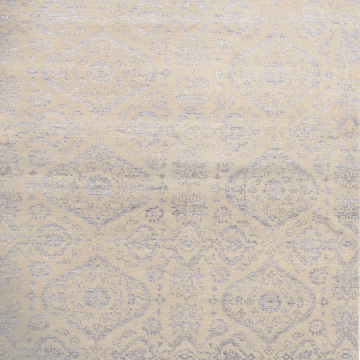 Transitional Wool Art Silk Blend Rug - 4'2" x 6'2"