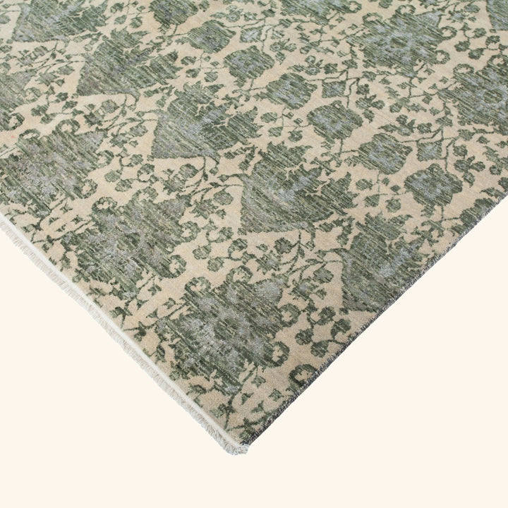 Transitional Wool Art Silk Blend Rug - 6'1" x 9'2"