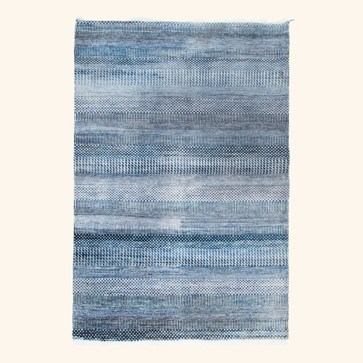 Transitional Wool Art Silk Blend Rug - 4' x 5'9"