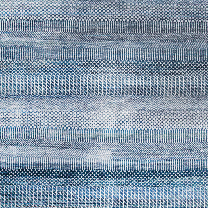 Transitional Wool Art Silk Blend Rug - 4' x 5'9"