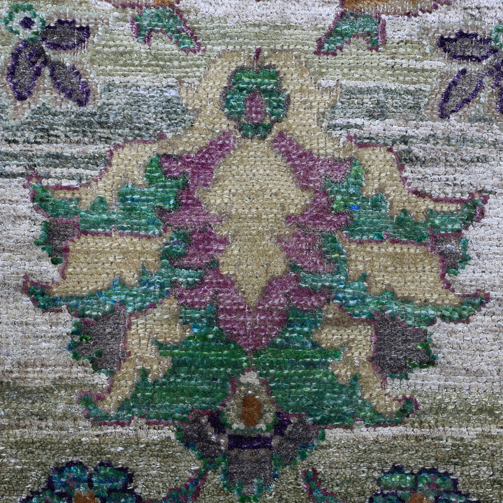 Green Alchemy Traditional Silk Blend Rug - 5' x 7'