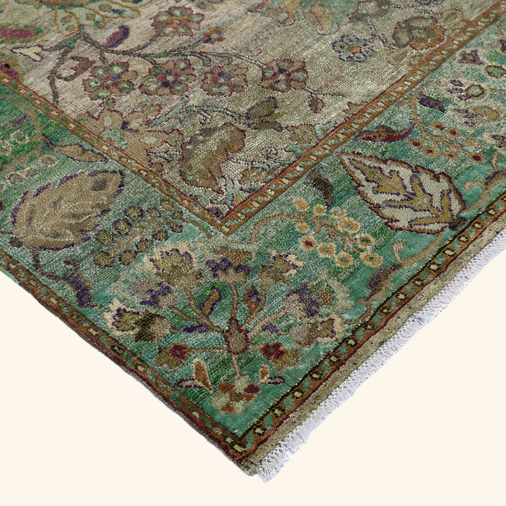 Green Alchemy Traditional Silk Blend Rug - 5' x 7'