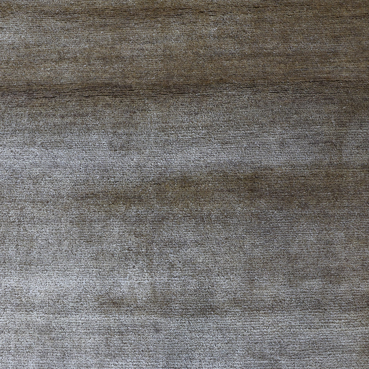 Solid Alchemy Mohair Rug Sand / 8' x 10'