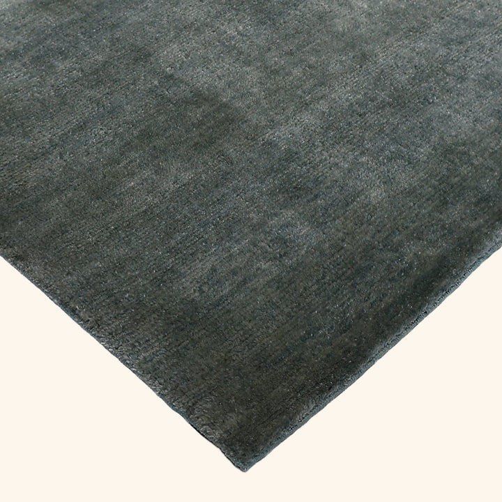 Solid Alchemy Mohair Rug Sage / 10' x 14'