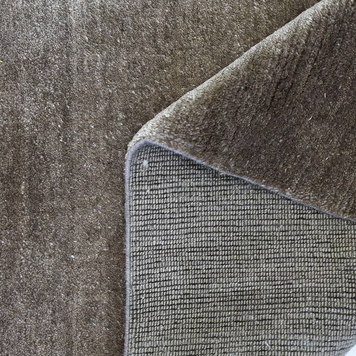 Solid Alchemy Mohair Rug Brown / 6' x 9'