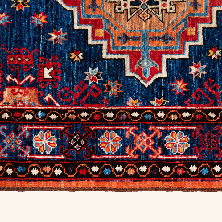 Traditional Kazak Wool Rug - 4'10" x 7'7"