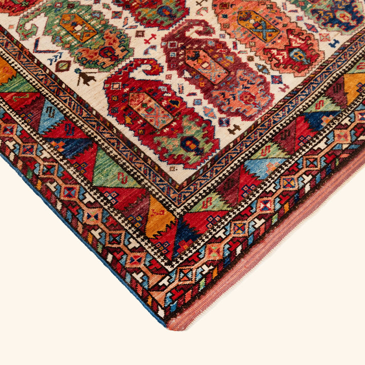 Traditional Afshar Wool Rug - 4'10" x 6'11"