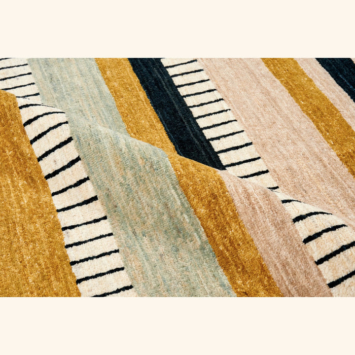 Natural Contemporary Wool Rug - 8' x 10'