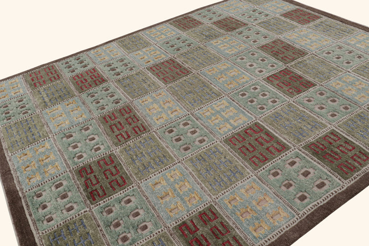 Sage Swedish Inspired Wool Rug - 8'2" x 10'4"
