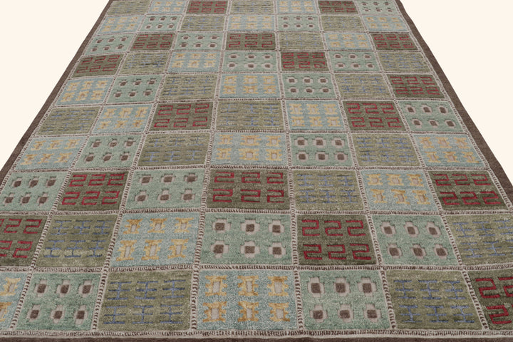 Sage Swedish Inspired Wool Rug - 8'2" x 10'4"