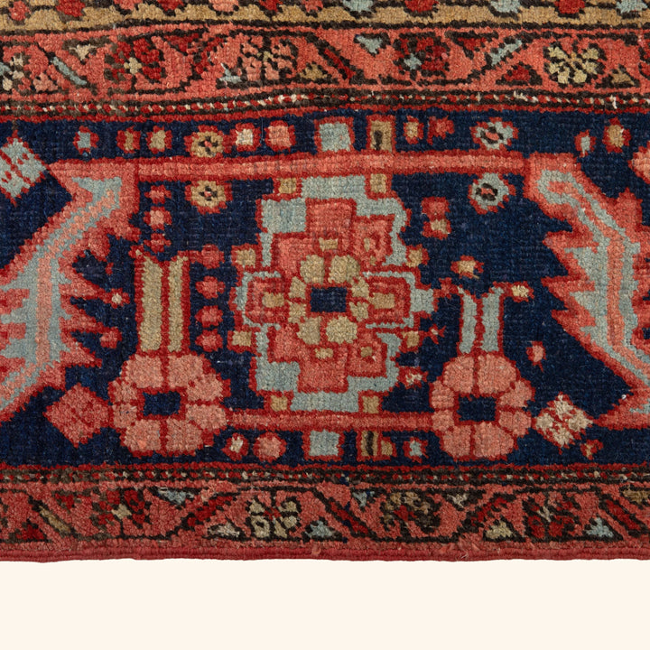 Tradtional Antique Persian Heriz Wool Rug - 9' x 11'5"