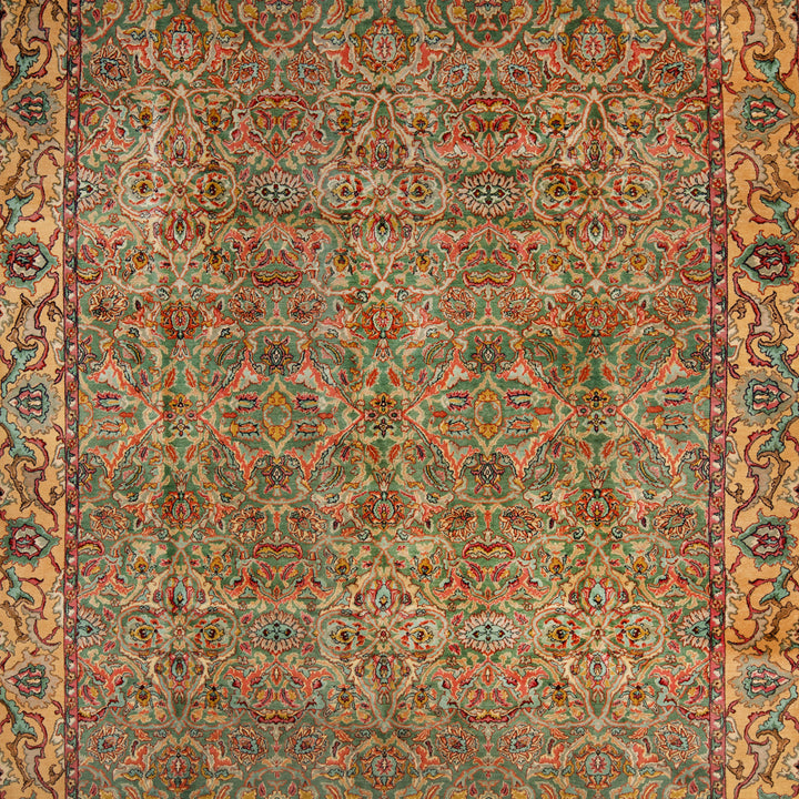 Tradtional Antique Indian Agra Wool Rug - 8' x 11'1"