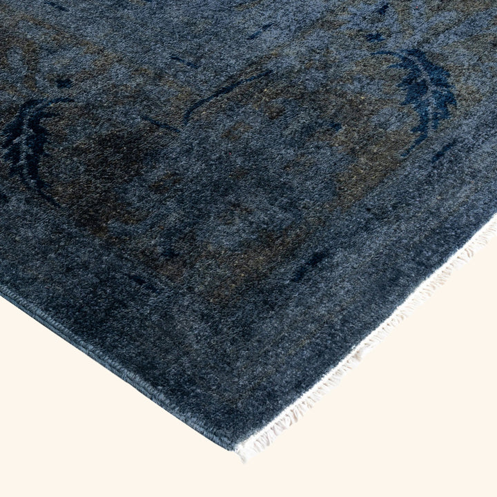 Gray Samsara Wool Rug - 8'2" x 10'2"