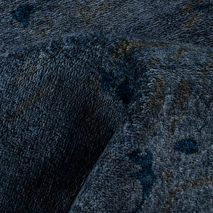 Gray Samsara Wool Rug - 8'2" x 10'2"