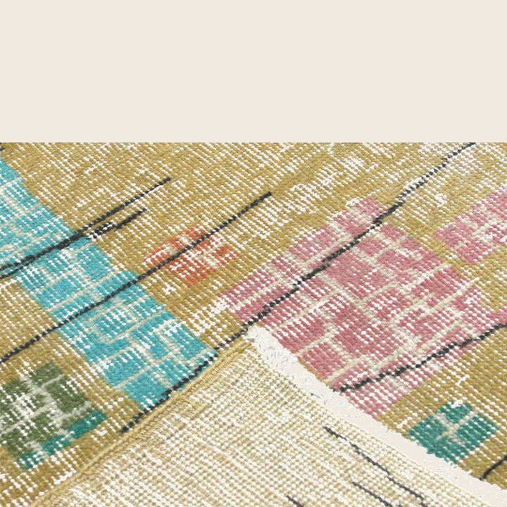 Yellow Vintage Antique Traditional Deco Wool Rug - 6'11" x 9'6"