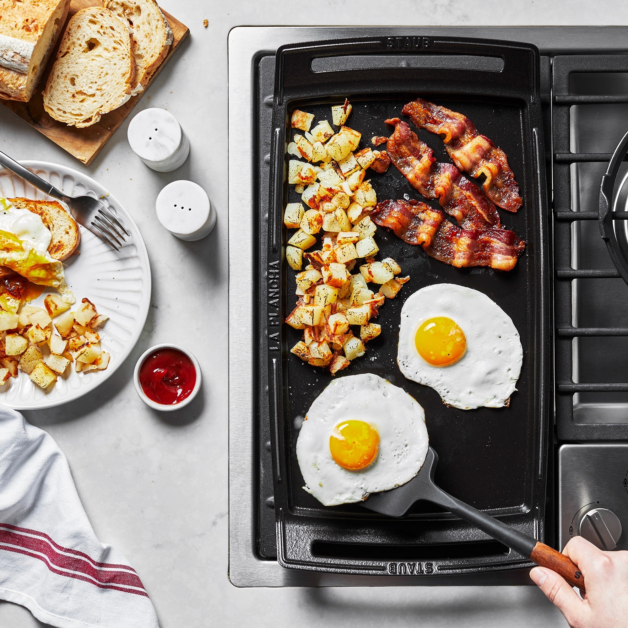 Staub Cast Iron Griddle