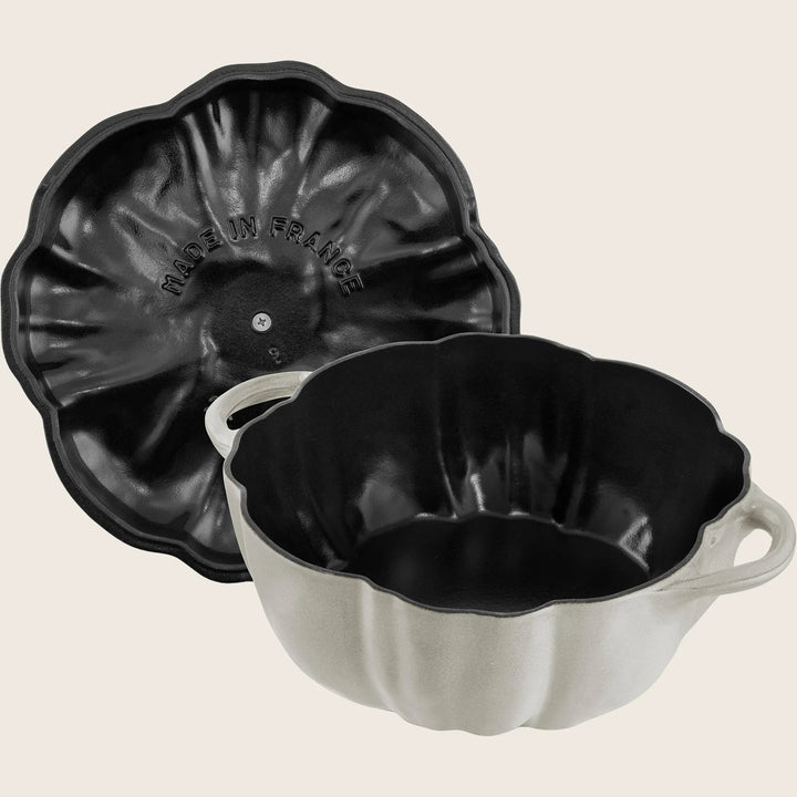 3.5 qt Pumpkin Dutch Oven