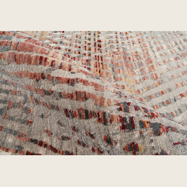 Red Contemporary Wool Silk Blend Rug - 8' x 10'