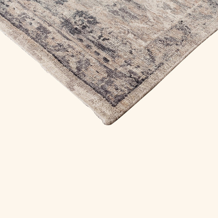 Grey Traditional Wool Rug - 8' x 10'