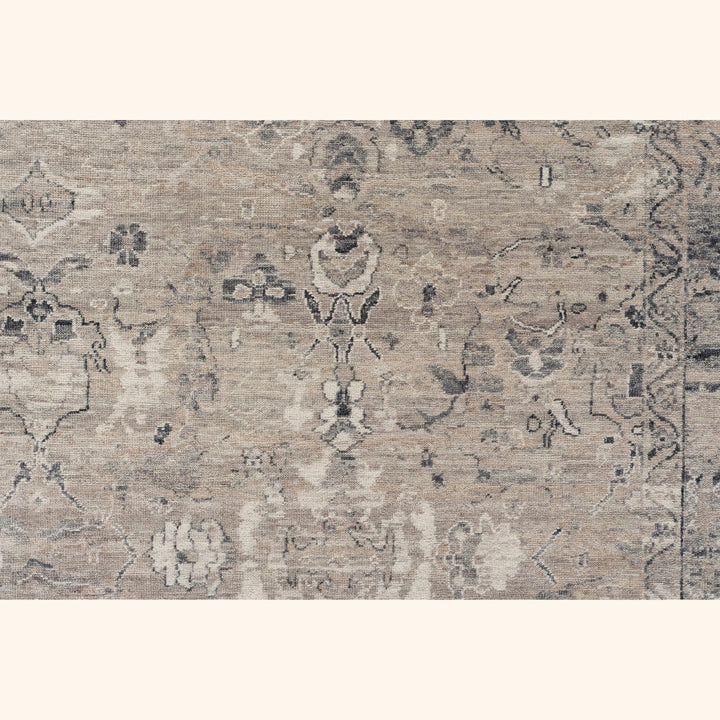 Grey Traditional Wool Rug - 8' x 10'