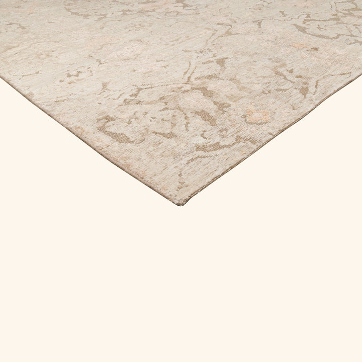 Beige Traditional Wool Silk Linen Blend Rug - 8' x 10'