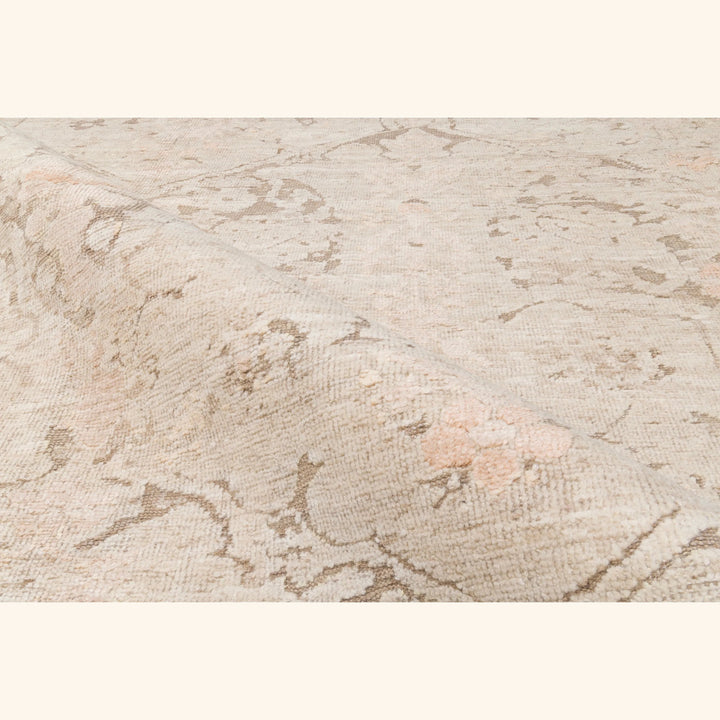 Beige Traditional Wool Silk Linen Blend Rug - 8' x 10'