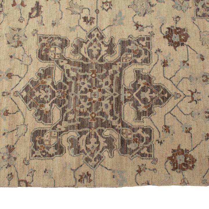 Beige Transitional Wool Rug - 16'1" x 29'9"