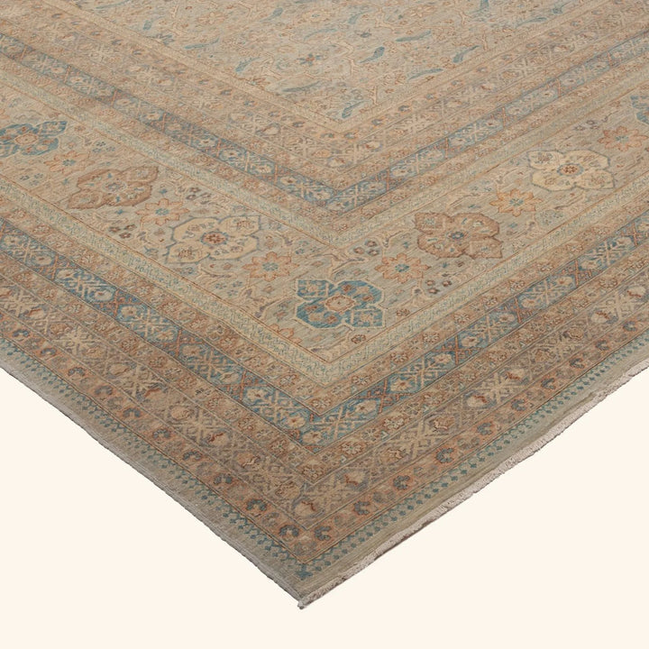 Yellow Traditional Wool Rug - 19'2" x 28'7"
