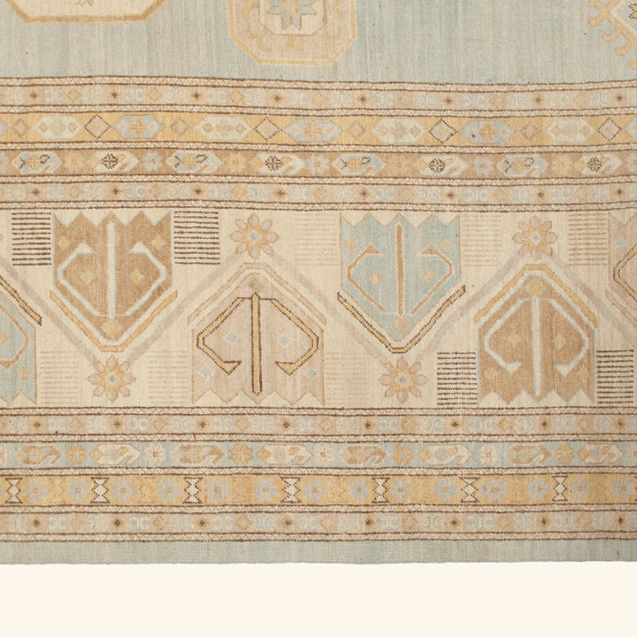 Beige Traditional Wool Rug - 14' x 22'