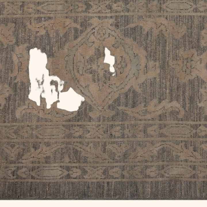 Grey Traditional Wool Rug - 15'8" x 26'1"