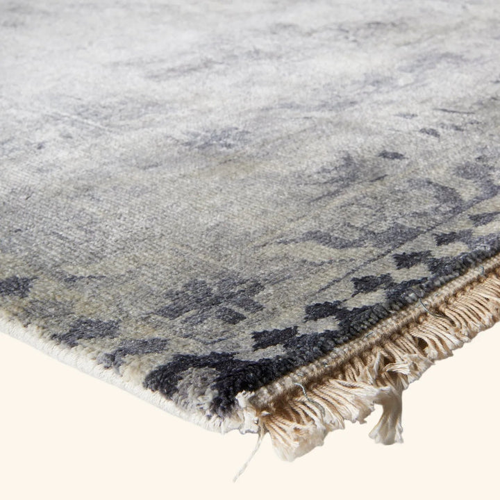 Grey Transitional Wool Silk Blend Rug - 12'11" x 18'