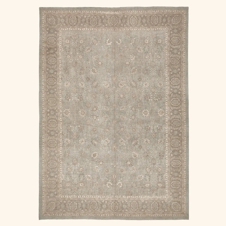 Grey Traditional Wool Rug - 13'8" x 19'3"