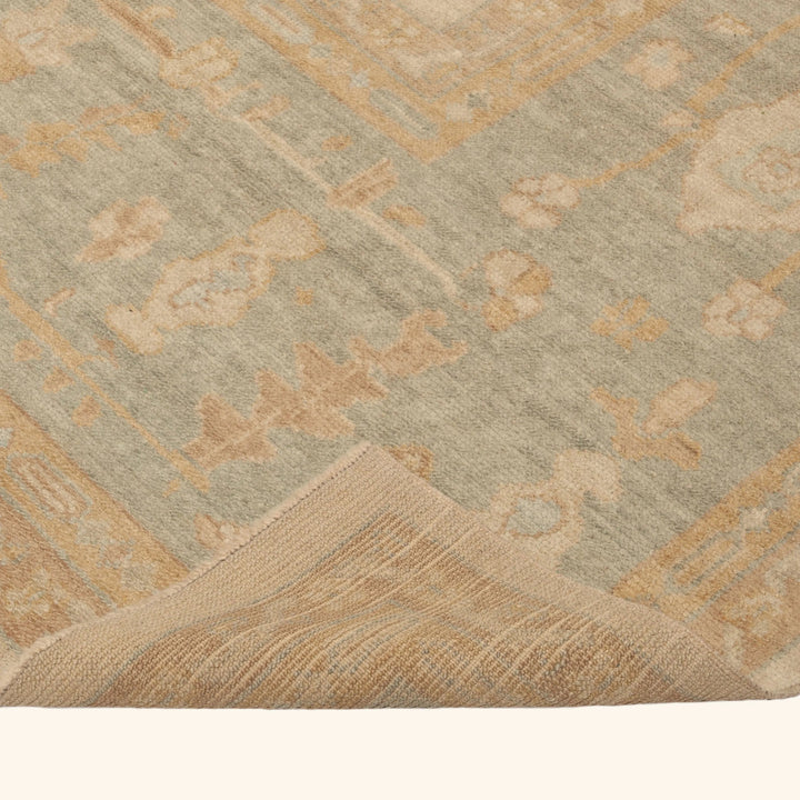 Beige Vintage Traditional Wool Rug - 13' x 17'6"