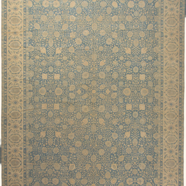 Blue Traditional Wool Rug - 16'4" x 23'7"