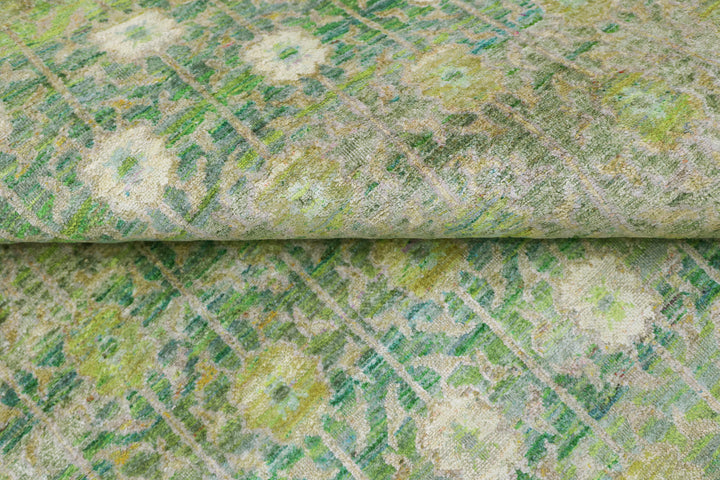 Green Contemporary Saree Silk Rug - 4' x 6'