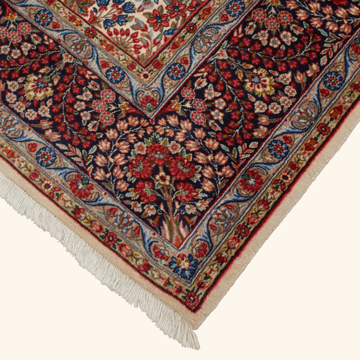 Red Traditional Persian Kerman Wool Rug - 7'3" x 9'