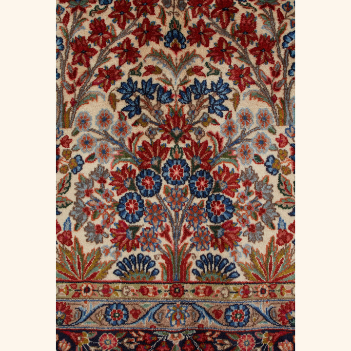 Red Traditional Persian Kerman Wool Rug - 7'3" x 9'