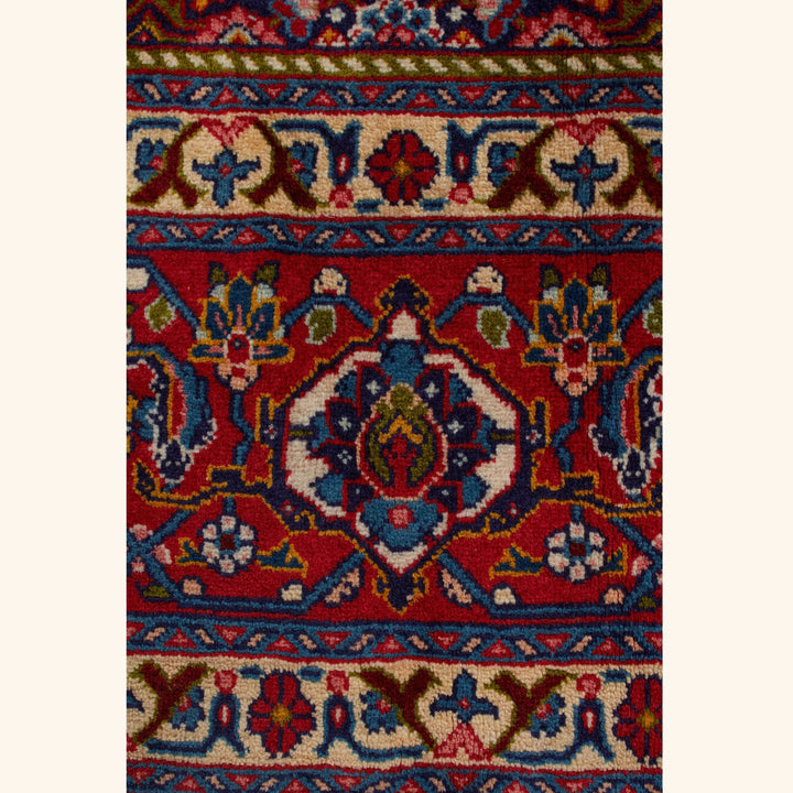 Red Traditional Persian Sarouk Wool Rug - 8'4" x 11'