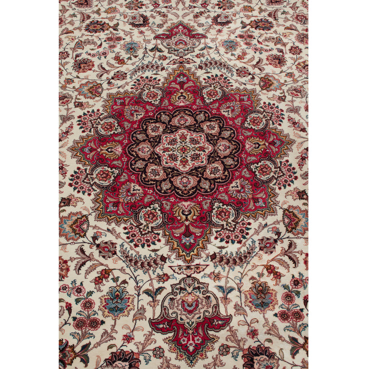 Ivory Traditional Persian Tabriz Wool Silk Blend Rug - 8'5" x 11'8"