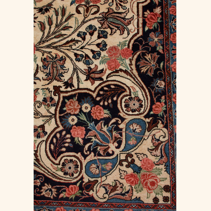 Ivory Traditional Persian Bidjar Wool Rug - 6'10" x 10'3"
