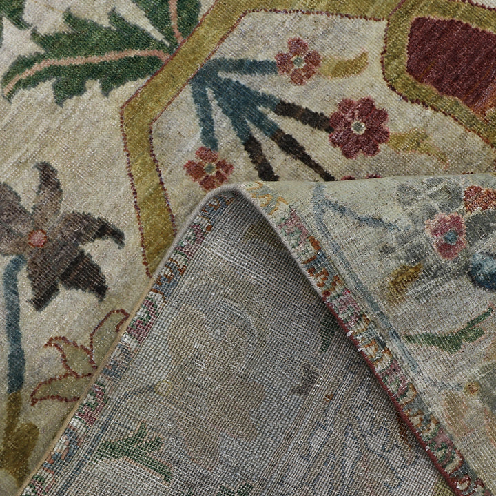 Cream Alchemy Traditional Wool Rug - 9'9" x 13'3"