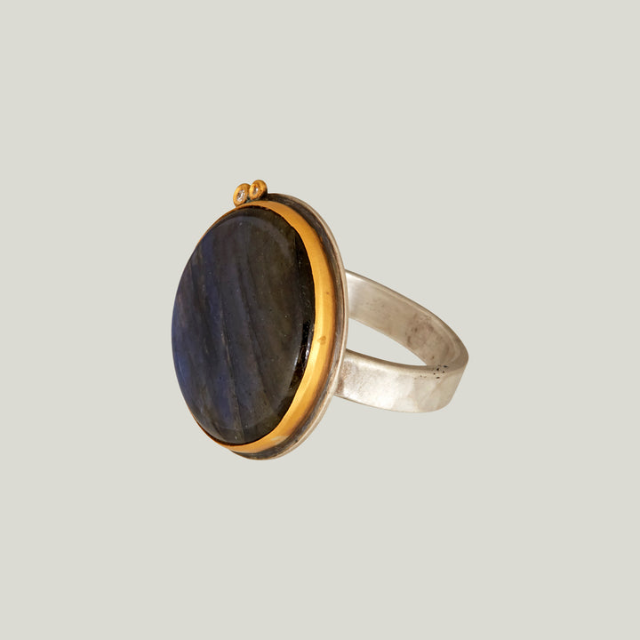 Round Labradorite Cabochon Ring