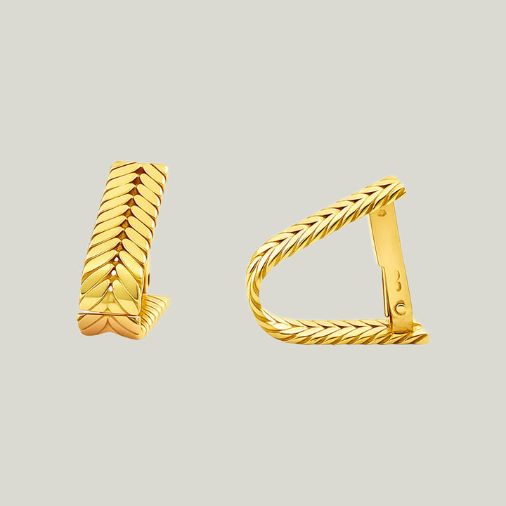 French 18K Gold Cufflinks, Circa 1970s — Triangular Rope Design