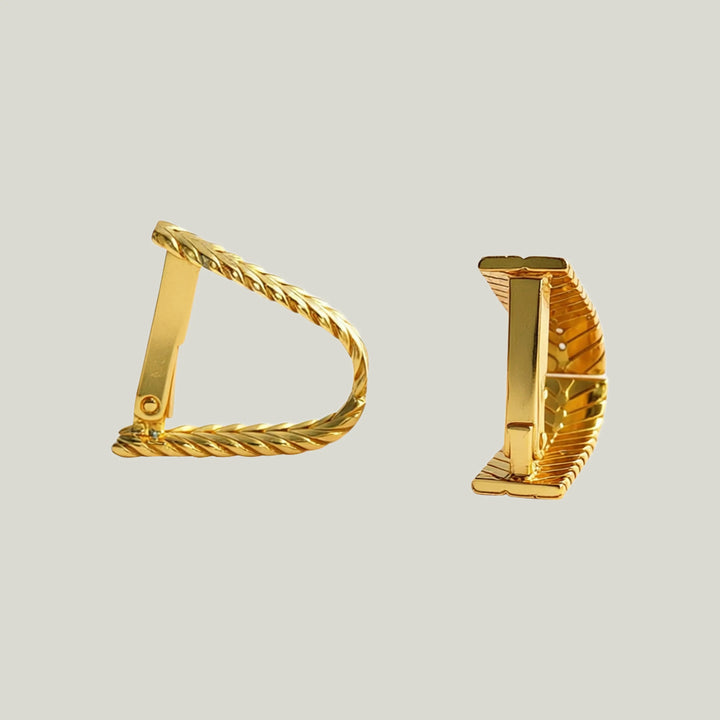 French 18K Gold Cufflinks, Circa 1970s — Triangular Rope Design