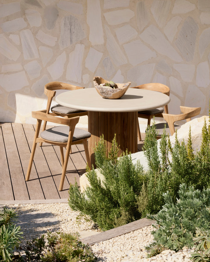 Roller Max Outdoor Dining Table