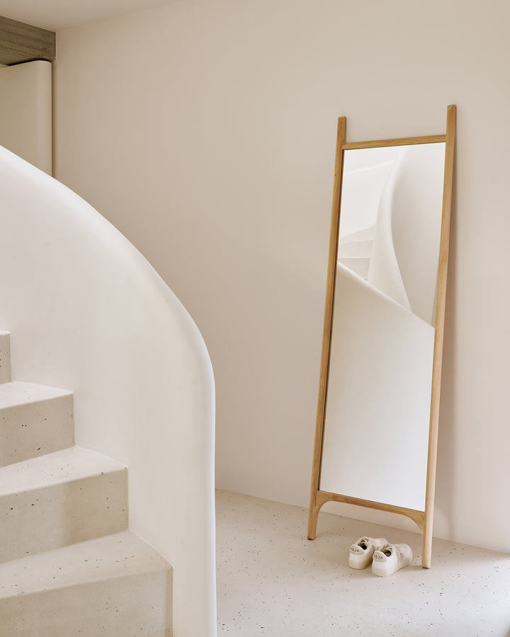 PI Floor Mirror 22'' x 75'' / Oiled Oak