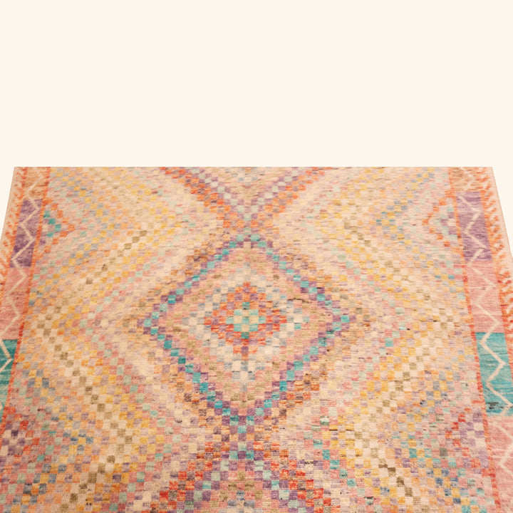 Zameen Transitional Wool Rug - 5'2" x 6'8"