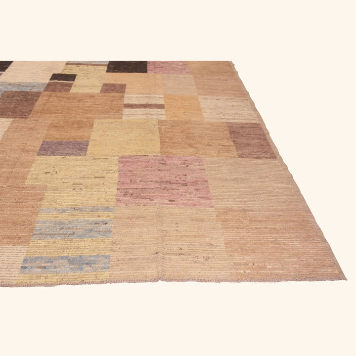 Zameen Transitional Wool Rug - 13'10" x 15'