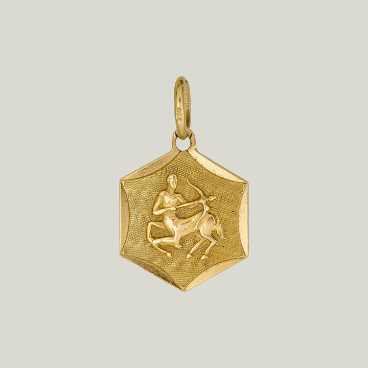 18K Gold Sagittarius Astrological Charm Pendant 3.40grs