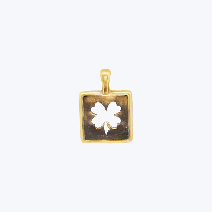1960' Clover charm in 14k Yellow Gold